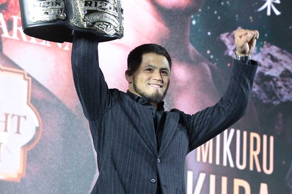 「RIZIN始まって以来」榊原信行CEOが“シェイドゥラエフ人気”に驚嘆　朝倉未来戦決定で大歓声「ファンのハートを掴み出している」