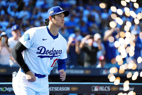 【MLB】大谷翔平、またも“満票選出”で3年連続4度目の「年間MVP受賞」　投打二刀流復帰シーズンで新たな金字塔