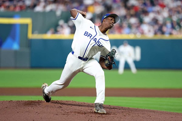 【WBC2026】ブラジル17歳右腕がジャッジのバットへし折る…150キロ超え内角攻めで併殺切り　堂々の投球に「この子には本当に敬意を表する」