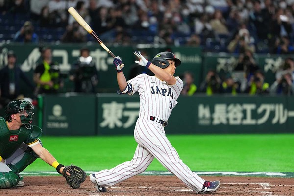 【WBC2026】吉田正尚が2試合連発、起死回生の逆転2ラン　変則左腕の低めボール球を“バット一閃”
