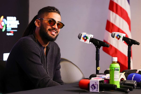 【WBC2026】“お～いお茶”拒否のソトが居ぬ間に……タティスJr.はちゃっかり商品アピール「オファーの電話待ってるよ」　大谷翔平の後釜狙う