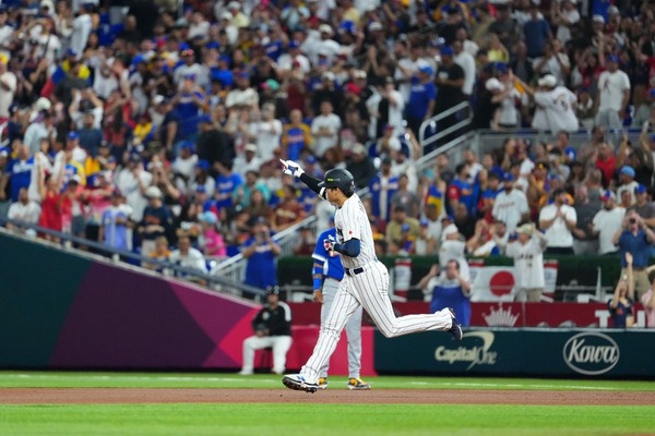 【WBC2026】大谷翔平、アクーニャJr.に被弾直後“183キロ”同点アーチ　地元メディアも大興奮「相変わらず素晴らしい」