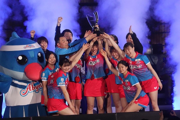 主将・平野美宇が引き寄せたクラブ初の連覇「木下アビエル神奈川で勝てたことがうれしい」　“盟友”早田ひなを撃破でつかんだ涙の1勝【Tリーグ】