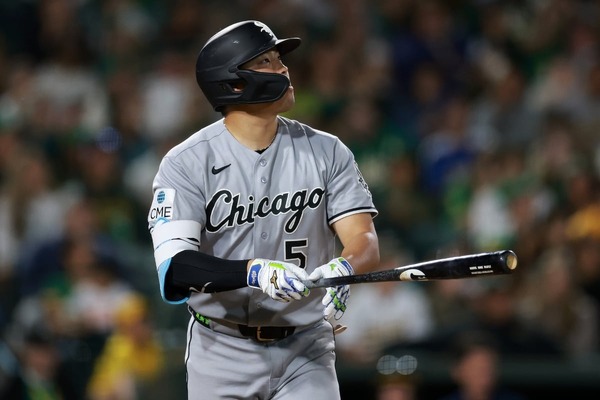 【MLB】「モンスタームーンショット！」村上宗隆、158キロを“バット一閃”6号満塁本塁打　試合終盤でダメ押しの豪快アーチ
