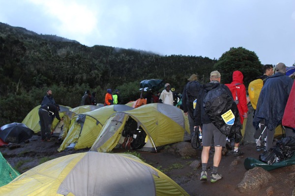 ティンコフ・サクソのキリマンジャロ登山合宿