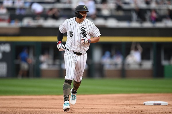 【MLB】村上宗隆、驚異の16・17号連発で「シカゴを駆け抜ける！」　現地識者も感嘆、メジャー自身初の2発でジャッジ超え