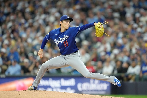 【MLB】佐々木朗希、初回3失点も粘りの投球　5回4奪三振3失点で防御率は4点台　テオスカーら援護で3勝目の権利