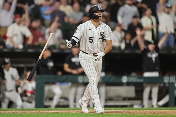 【MLB】村上宗隆、劣勢の終盤に起死回生の同点19号2ラン　“メジャー新人最速ペース”タイ記録に