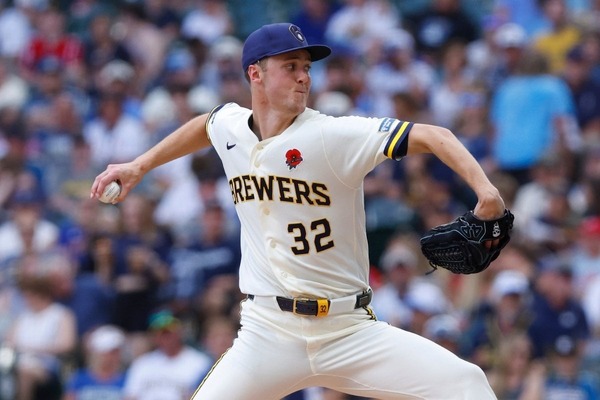 【MLB】異次元の剛腕、ブルワーズの24歳ミジオロウスキーが投げた「全96球中57球が100マイル超え」　CY賞レースで大谷翔平最大のライバルか