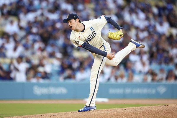 【MLB】佐々木朗希が見せた“最高レベルの投球”　100マイル超えでシュワーバーを圧倒、24歳右腕を米識者が称賛「球速を維持」