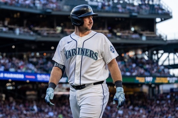 【MLB】“メジャー最低打率”のマリナーズ……60発捕手ローリーは負傷引きずり大不振、新加入ドノバンは2カ月離脱「恐るべきチームという評判は崩壊した」