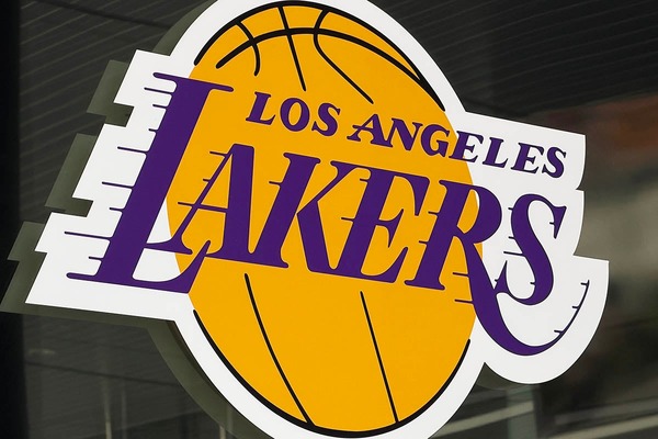 【NBA】「我々が口を挟めるような話ではない」レイカーズ売却、ロバーツ監督もショック隠せず　球団CEOはドジャースへの影響を否定
