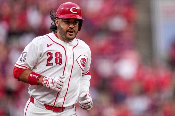 【MLB】昨季49本塁打も……レッズが不振の主砲スアレスらをウェーバーに　優勝争いに留まる古巣マリナーズは獲得に動くか