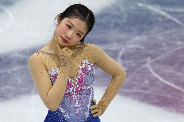 「最高に可愛すぎる」中井亜美、青木祐奈ら出場選手とのオフショットを公開……今季初戦を振り返り、フリーの改善に意欲【フィギュア】