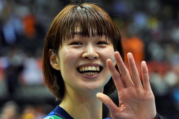 バレー女子、木村沙織さん＆中国元主将の再会に「ひときわ胸に響く場面」　日中決戦前に2S紹介で反響「懐かしさが込み上げる」