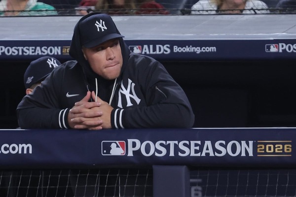 【MLB】ジャッジ復帰まで耐えきれず……ヤンキースがレイズに屈辱の3連敗で地区シリーズ敗退　「観客の妨害」でボルピーの同点2ランが幻に