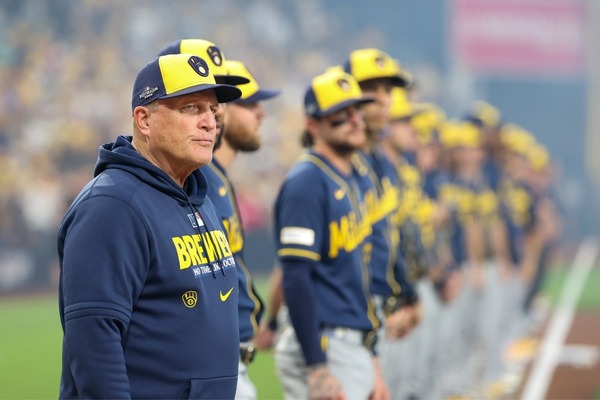 【MLB】ブルワーズ名将、王者ドジャース撃破へ意気込み「最後まで食らいついて、7試合で倒す」　昨季4連敗のリベンジなるか