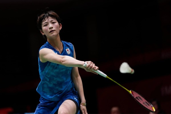 フランスOPで負傷棄権した宮崎友花「前髪ぱっつん」で元気な姿　リーグ開幕戦を控えて秋田入り、なまはげと記念写真も【バドミントン】