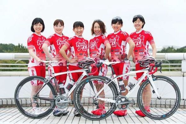 　女子自転車チームの「レディーゴージャパン」が2014年から加入する選手を選考するトライアウトを12月22日に千葉県成田市のフレンドリーパーク下総で実施する。