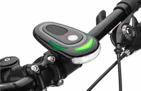 Schwinnは、CES2014にスマホ連動のサイクルナビ「CycleNav」を出展した。