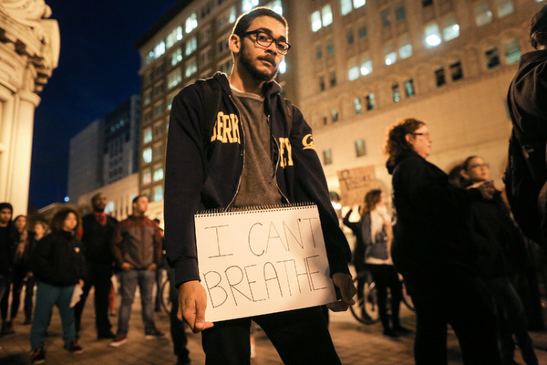 抗議活動は全米にひろがりを見せている（2014年12月4日）（c）Getty Images