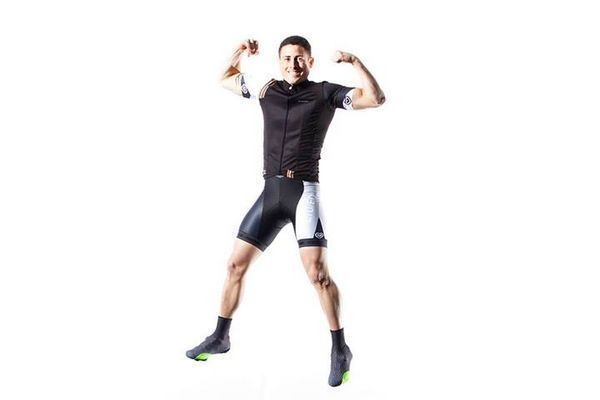 ピセイジャパンがfacebook上でピセイサイクルジャージ リミティッド エディッションの発売を発表した。