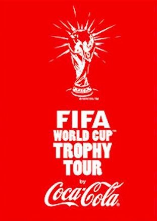 コカ･コーラによる｢コカ･コーラ FIFAワールドカップトロフィーツアー｣は、世界中のファンがFIFAワールドカップトロフィーを間近に観ることができる参加型イベントとなっている。

FIFAと長いパートナーシップの歴史をもつコカ・コーラだからこそ実現した大規模なツ