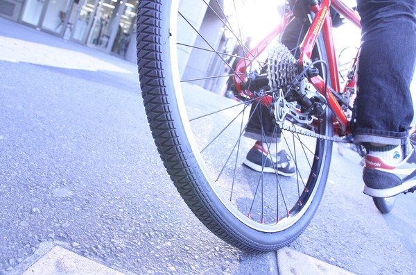 自転車タイヤ、空気を入れないソリッド革命なるか…韓国Tannusが新製品投入
