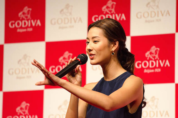 ゴディバジャパンがホワイトデーイベント「GODIVA White Day 2015 ～ホワイトデーのあふれる想いを’Love Song’に乗せて～」を開催