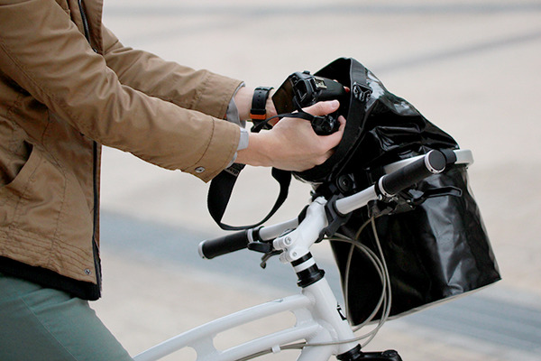 ドッペルギャンガー、マイバッグとして使える自転車の前カゴ「Slide2go バッグ」