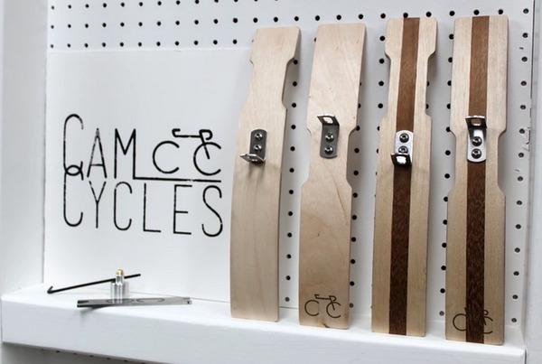 おしゃれな木製泥除け「Cam Cycles」