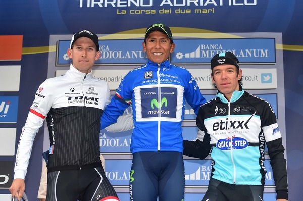 2015年ティレーノ～アドリアティコ総合表彰台、2位のバウケ・モレマ、優勝のナイロ・キンタナ、3位のリゴベルト・ウラン