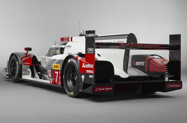 アウディ、R18 e-tron quattro 2015年モデル