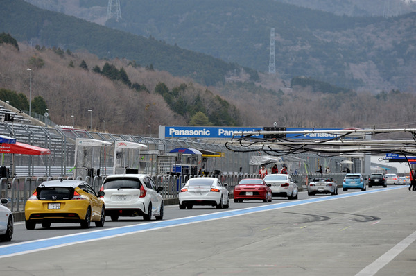 SUPER GT メーカー合同テストの様子