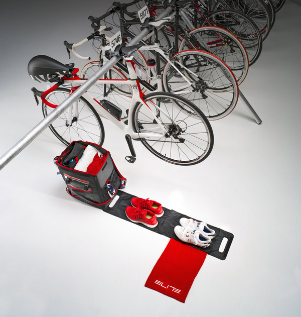 【自転車】カワシマサイクルサプライ、「2015 チームボトル コレクション」とシステムギアバッグ「TRI BOX」発売