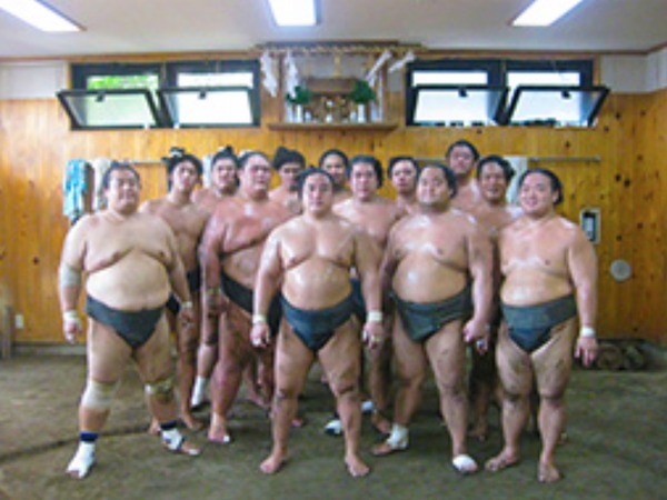 川崎フロンターレ、相撲の世界を等々力陸上競技場で楽しめる「イッツァスモウワールド」開催