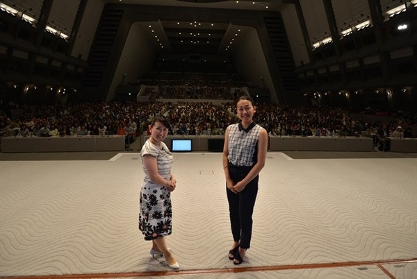 浅田真央、憧れの伊藤みどりとラジオ公開収録で対談