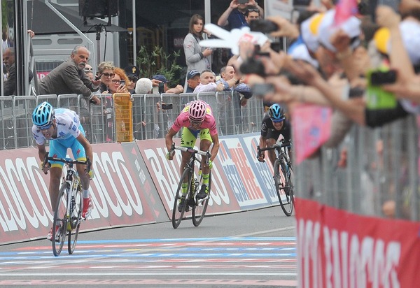 2015年ジロ・デ・イタリア第9ステージ、ファビオ・アール、アルベルト・コンタドール、リッチー・ポート