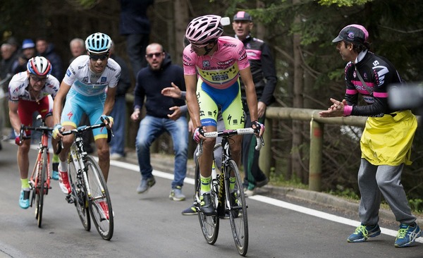 2015年ジロ・デ・イタリア第15ステージ、アルベルト・コンタドール、ファビオ・アール、ミケル・ランダ
