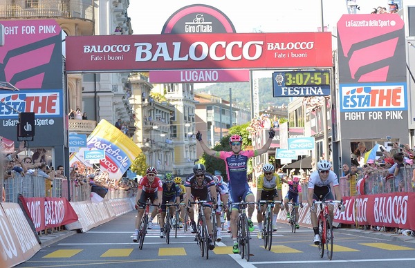 2015年ジロ・デ・イタリア第17ステージ、サッシャ・モドロ（ランプレ・メリダ）が優勝