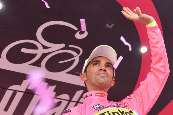 2015年ジロ・デ・イタリア第18ステージ、アルベルト・コンタドール（ティンコフ・サクソ）がマリアローザ