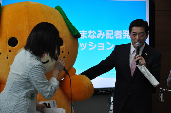 愛媛県と日本マイクロソフトの発表会見