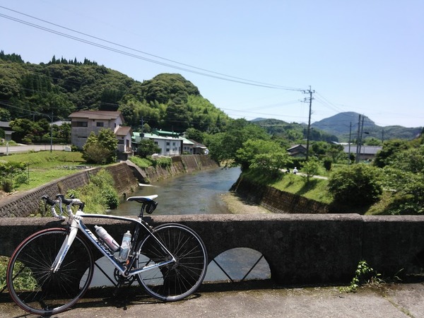【南日本グルメライド】3度のパンクを乗り越えて、かき氷をいただく