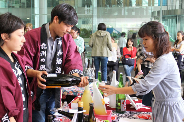 「AOYAMA SAKE FLEA」の第2回が東京・青山で開催