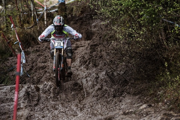 2015年UCI MTBワールドカップ・ダウンヒル第2戦イギリス・フォートワース男子、グレッグ・ミナーが優勝