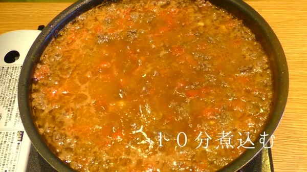 工夫が見られる夏野菜いっぱいの具だくさんカレー…ニコ動