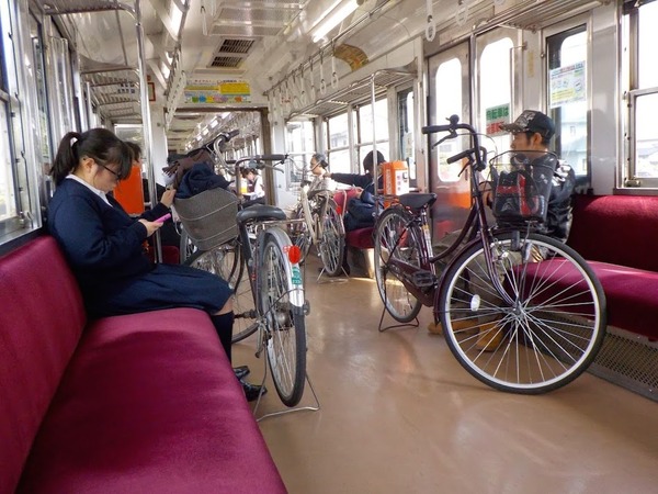 上毛線の車内には、完成車のまま自転車を持ち込める