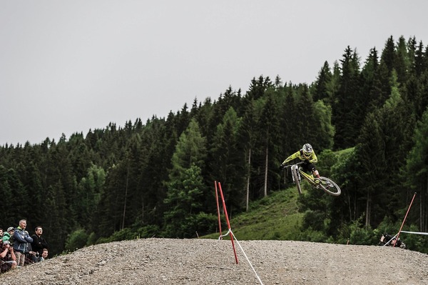 2015年UCI MTBワールドカップ・ダウンヒル第3戦オーストリア・レオガング男子、レミ・ティリオン