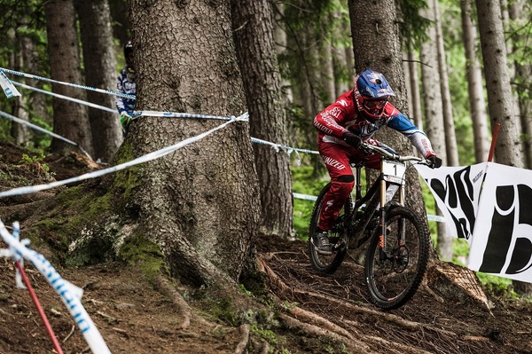 2015年UCI MTBワールドカップ・ダウンヒル第3戦オーストリア・レオガング男子、アーロン・グウィンが優勝