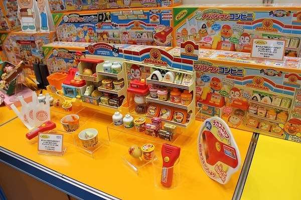 東京おもちゃショー・セガトイズブースレポ　空気エンジン搭載ミニカーやウェアラブルに注目